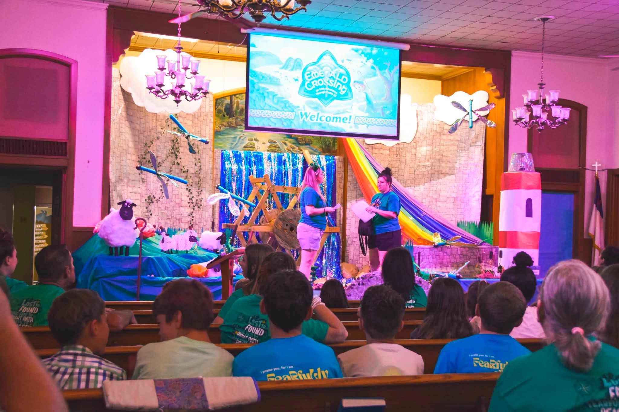 Children and families gathered for ministry at FBC Gordon